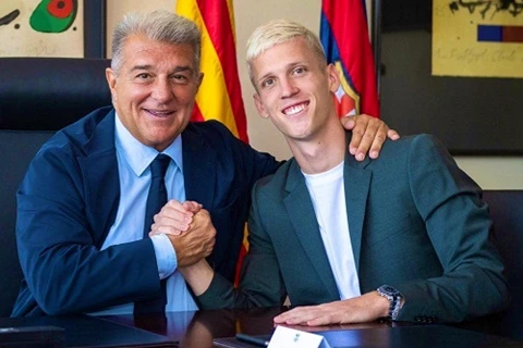 بسبب أزمة أولمو.. هل يستقيل لابورتا من رئاسة برشلونة؟